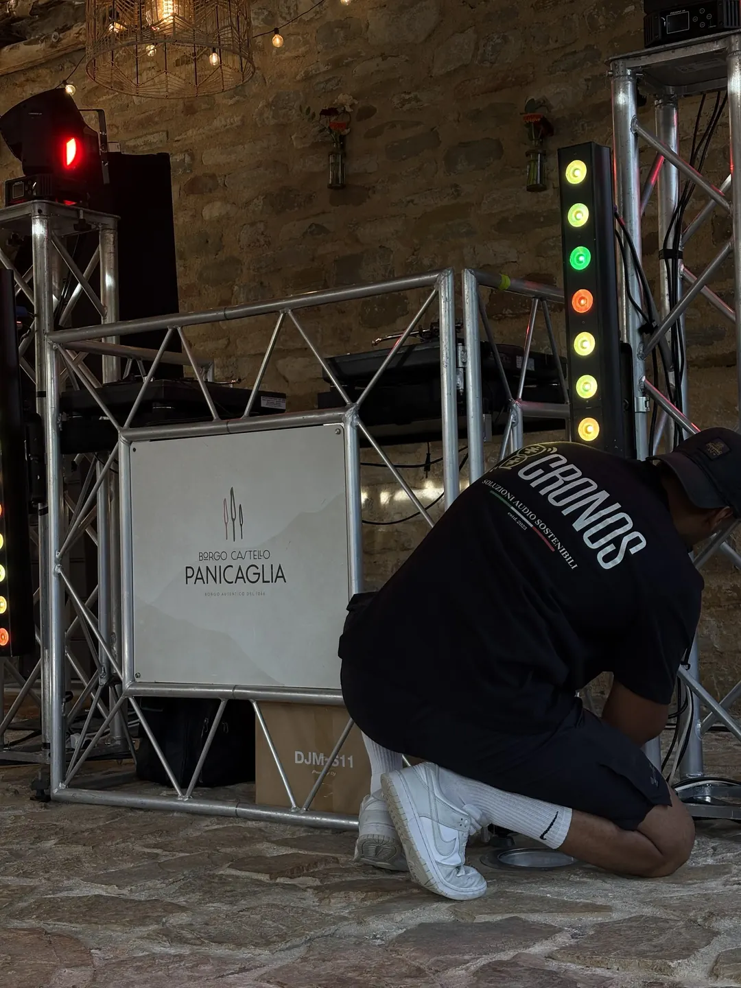 Impianto audio per un locale: cosa serve davvero